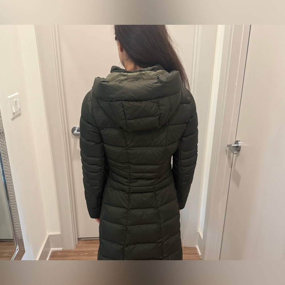 The North Face Long Puffer Hooded Coat - Picture 3 of 3
